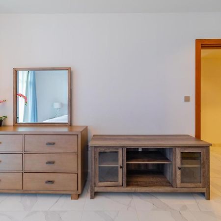 Millennium Binghatti, Business Bay - Mint Stay Дубай Екстериор снимка
