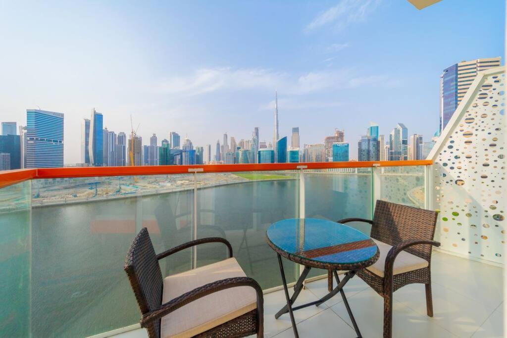 Millennium Binghatti, Business Bay - Mint Stay Дубай Екстериор снимка