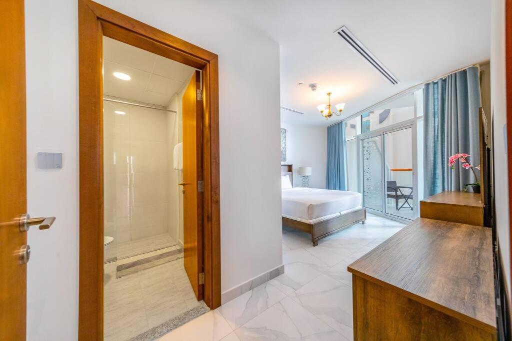 Millennium Binghatti, Business Bay - Mint Stay Дубай Екстериор снимка