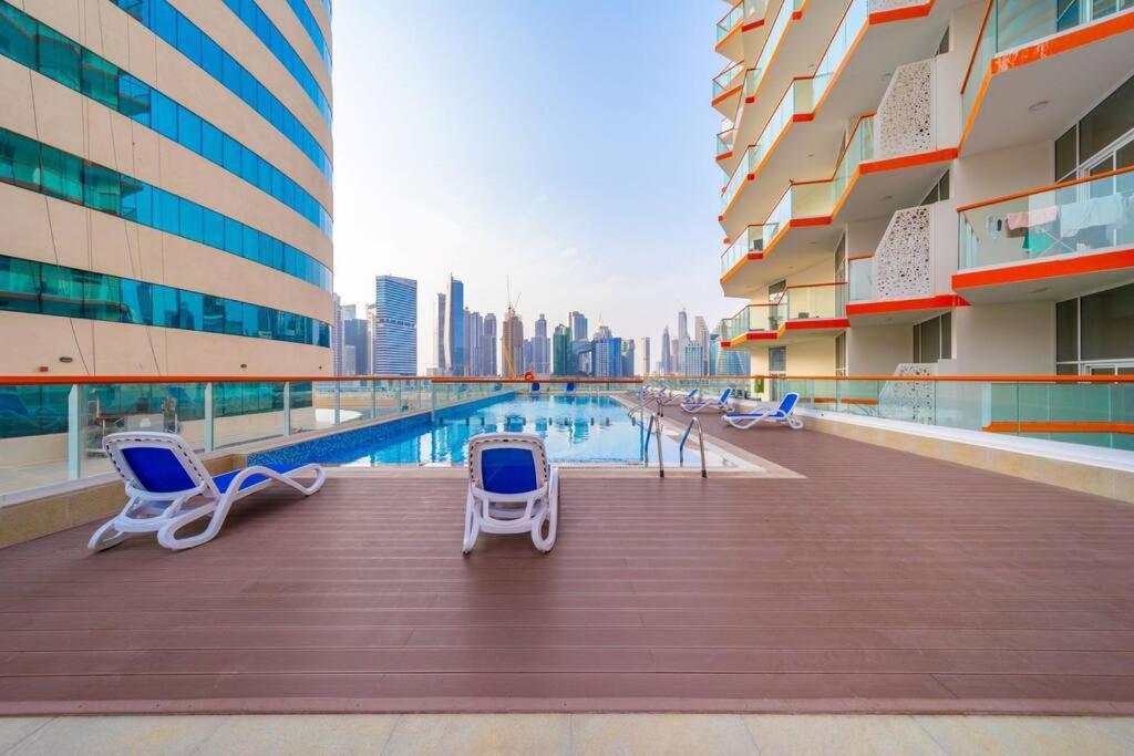 Millennium Binghatti, Business Bay - Mint Stay Дубай Екстериор снимка